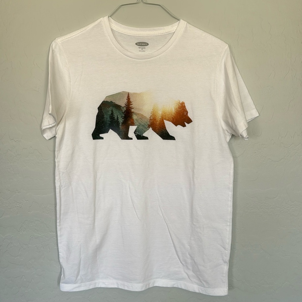 Men’s Medium Old Navy White T-shirt